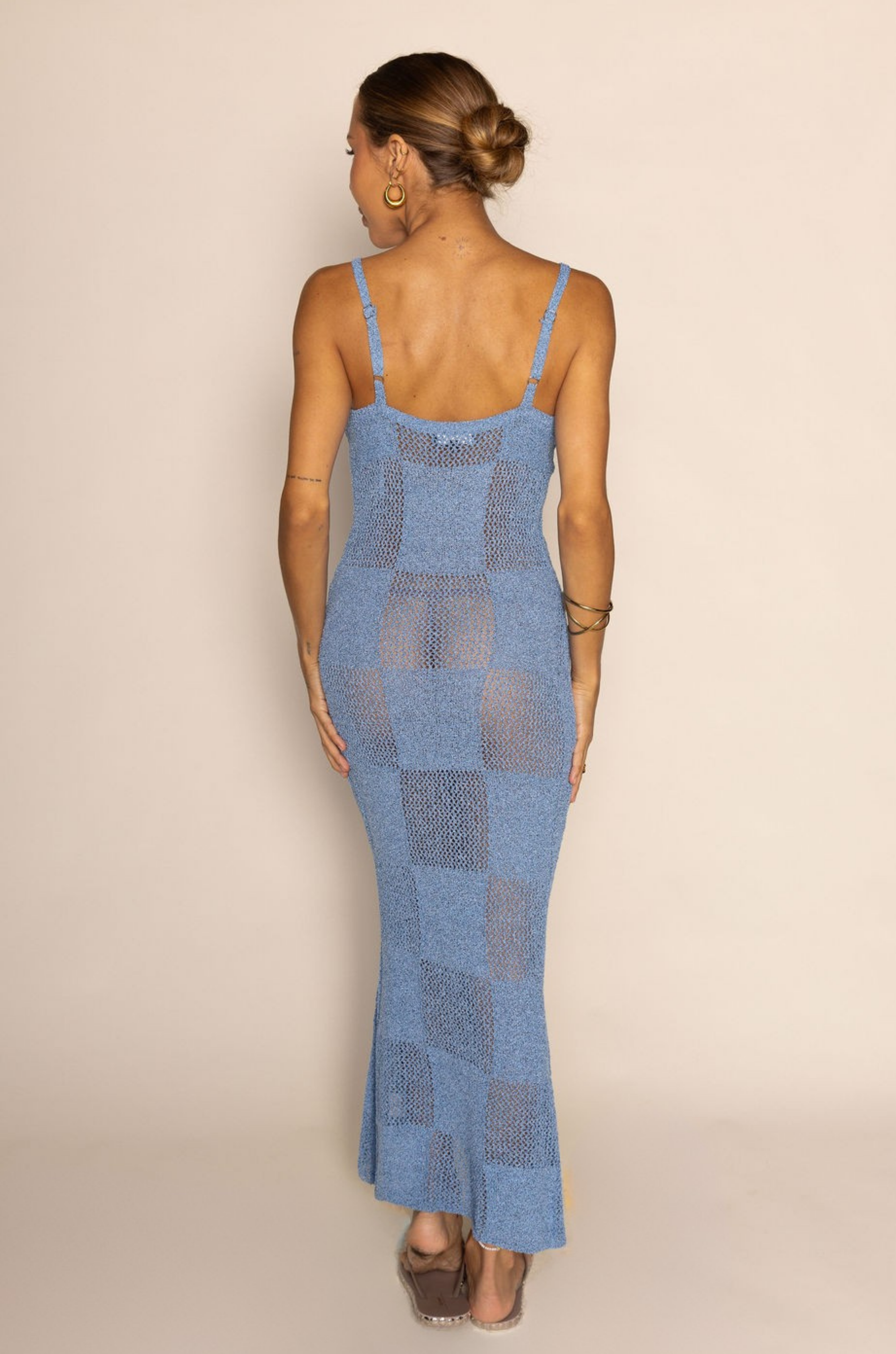 blue Knit crochet checkered maxi dress
V-neck neckline
Adjustable straps
Unlined/sheer
resort wear maxi dress
fourth of july maxi dress outfit