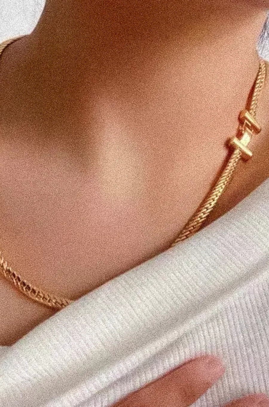 18K Gold T Snake Chain Choker Necklace
18K Gold Plated Brass
Chain Length (inch): 19.5
Extension Length (inch): 1.1
Nickel-free/Lead-safe
gold snake chain choker necklace