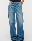 95 Mid Baggy Jeans by Abrand