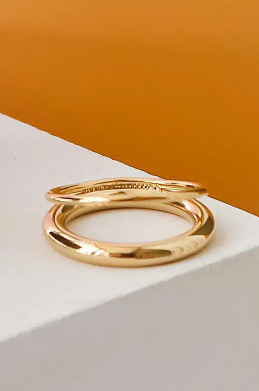 18K Gold Non-Tarnish Classic Double Band Ring
18K Gold Plating Stainless Steel
Size 7 Measurement: 0.682 Diameter/2.14 Circumference
Size 8 Measurement: 0.714 Diameter/2.24 Circumference
Lead and Nickel Free
Hypoallergenic
Water Resistant