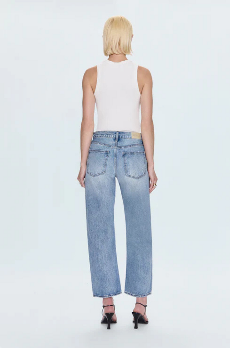 Faded straight leg jeans
Mid rise bowed straight leg jeans
No stretch
Button and zipper fly
Five pocket construction
Rise: 10" / Inseam: 29" / Leg Opening: 17.5"
Cotton
mid to light wash denim jeans
