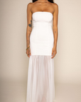 white Strapless sheer maxi dress
Back zipper closure
Partially lined
Inner rubber grip lining
Partially sheer
white mesh skirt dress
bridal dress
Bachelorette
rehearsal dinner dress
bridal shower dress