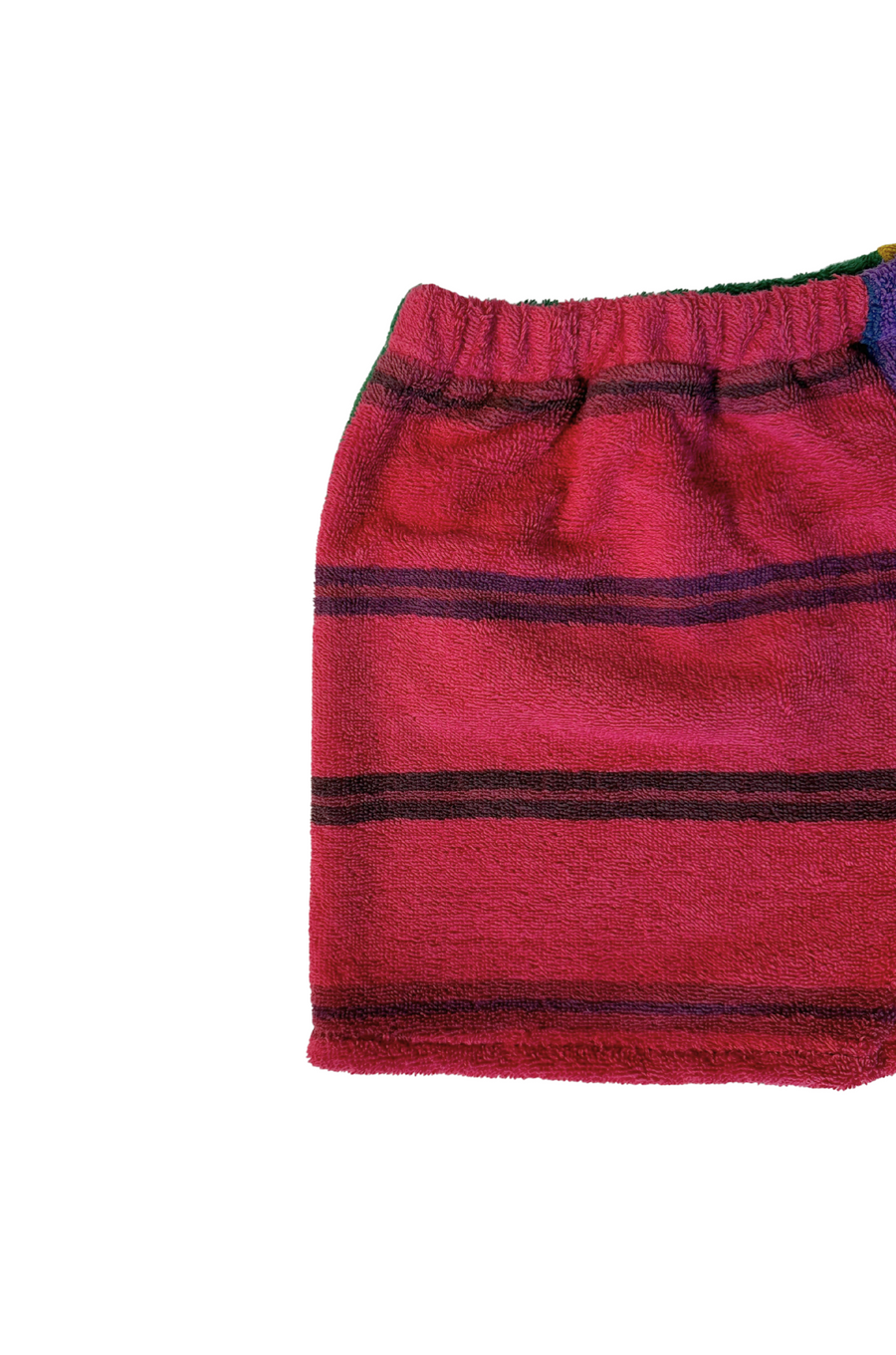 Striped printed towel short
Elastic waistband
Unlined
Up-cycled
Each towel is up-cycled - there may be imperfections