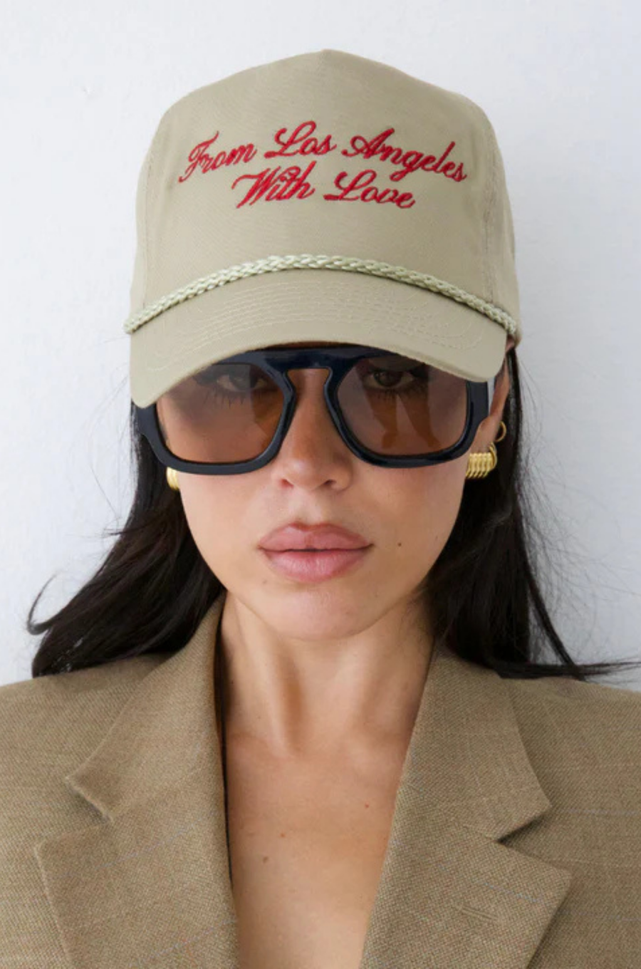 A modern take on a retro classic sunglasses.
Large frame.
Sleek black rims and softly tinted lenses for a lighter, cooler vibe.
Effortlessly stylish and endlessly versatile, they add instant edge to any look—whether you're keeping it casual or turning heads.
black frame sunglasses with brown lens
iris from love island