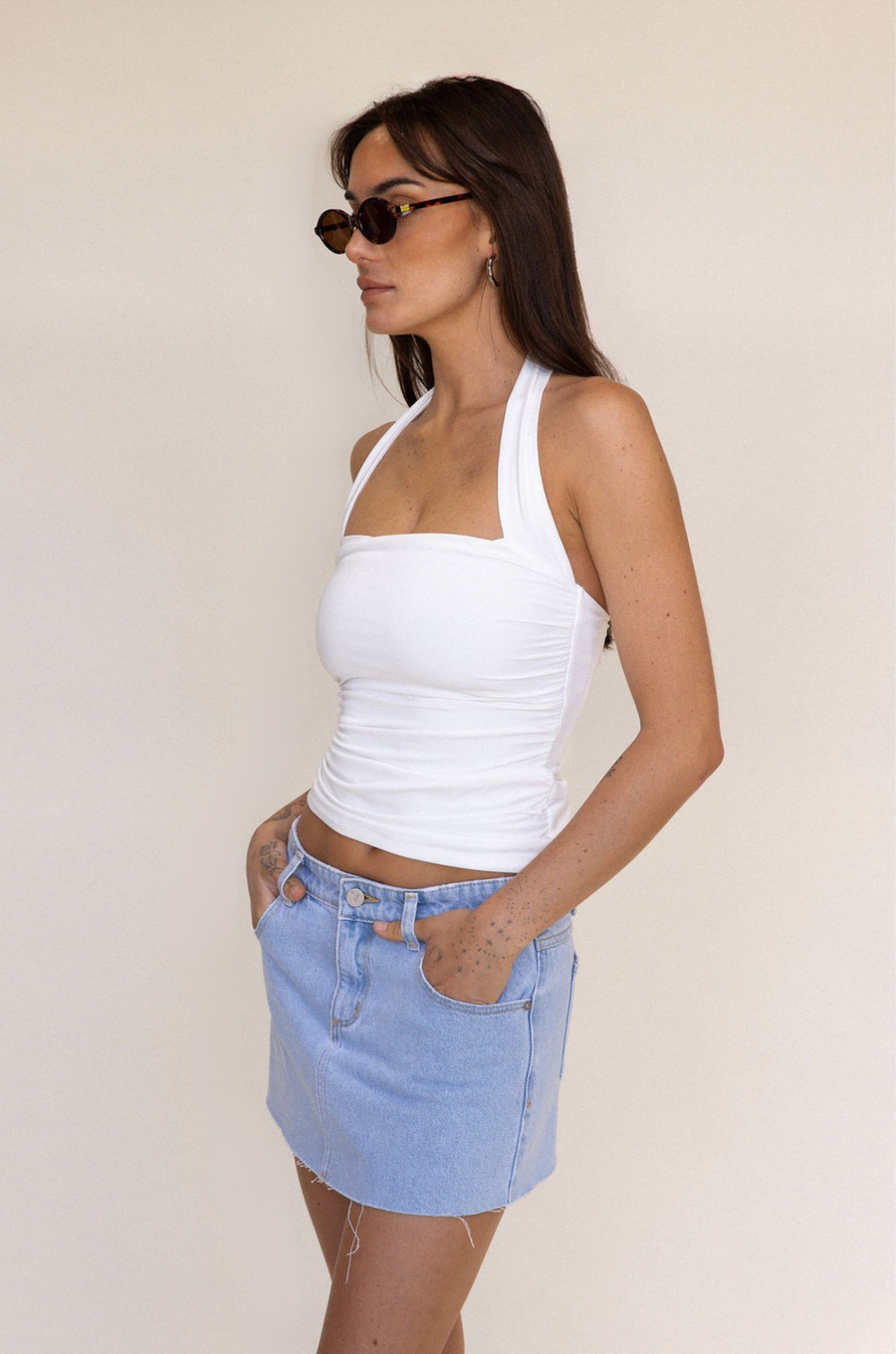 Low rise denim mini skirt
Finished with wheat stitching, silver metal trims and tan patch
Raw edge
summer mini skirt
going out mini denim skirt