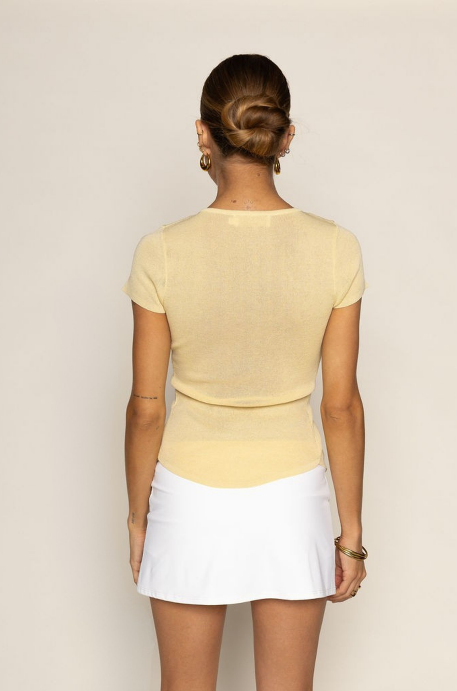 Knit button down short sleeve top
Button down closure
Open bottom hem line
Unlined
green yellow knit button down short sleeve top
going out top
cute going out top
summer top
spring top