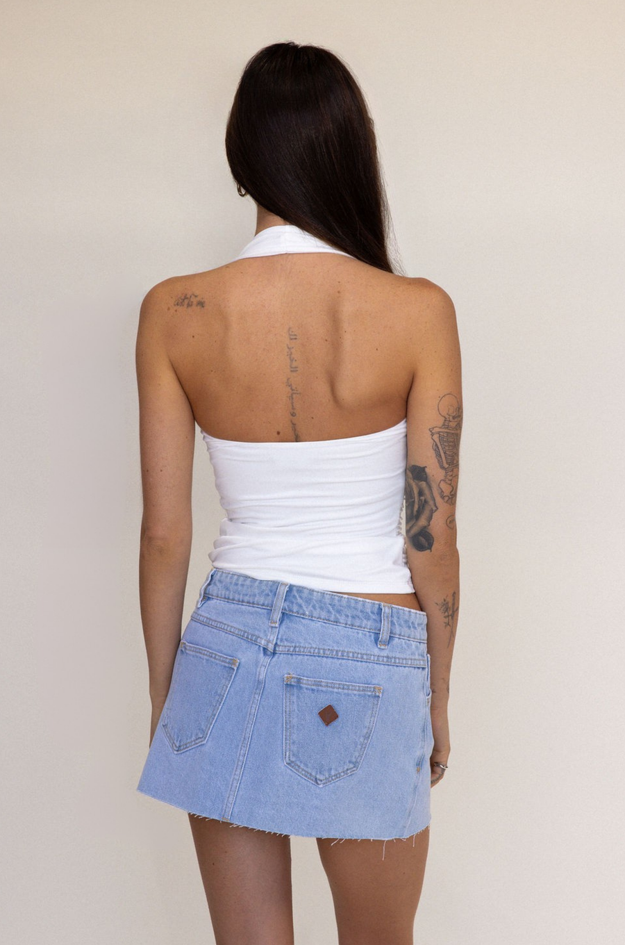 Low rise denim mini skirt
Finished with wheat stitching, silver metal trims and tan patch
Raw edge
summer mini skirt
going out mini denim skirt