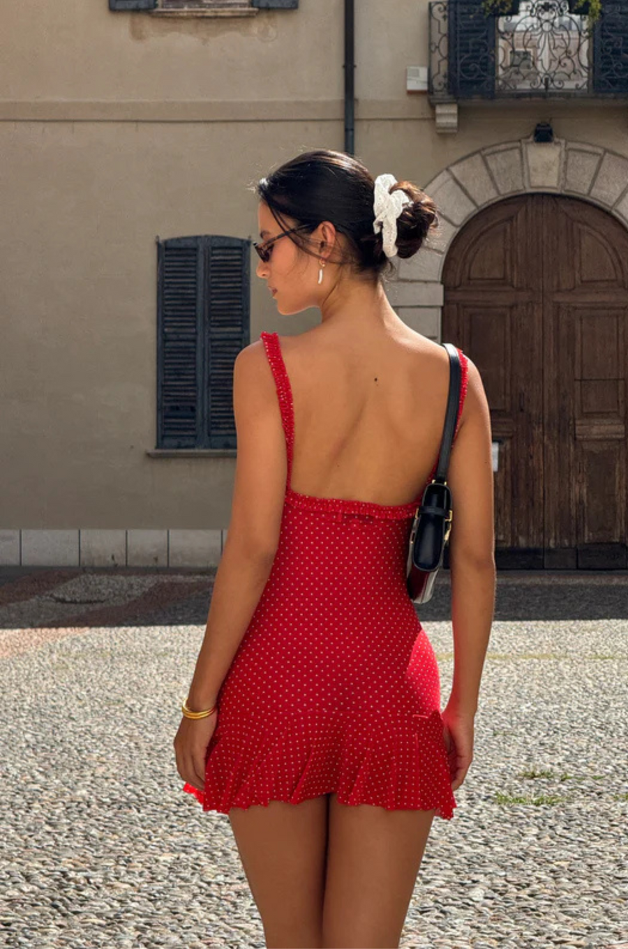 red Polka dot mini dress
Ruffle trim
Semi-sheer coverage
Double lining in the bust
Made from Italian mesh soul eco