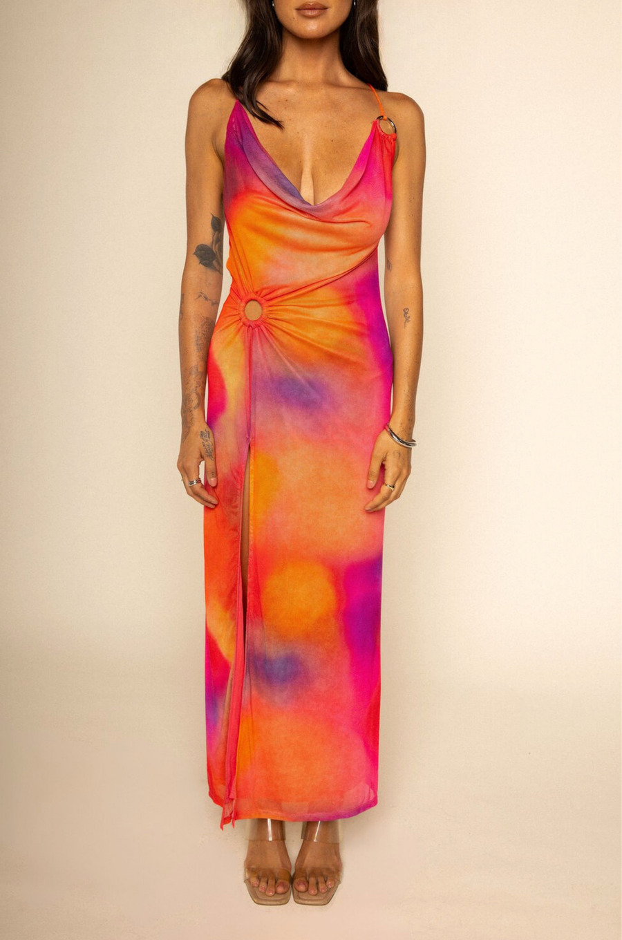Mesh maxi dress
Cowl neck
Adjustavle crossback straps
Front O ring
Side high slit
Partially lined
sunset colored maxi dress
going out maxi dress
miami maxi dress