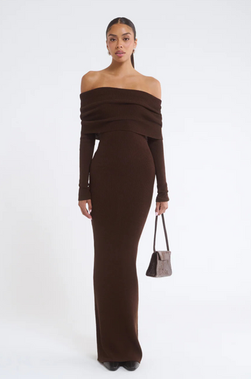 Knit maxi dress. Folded neckline. Long sleeves. Unlined. brown maxi dress. fall dress. fall outfit. off the shoulder maxi dress