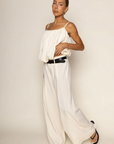 cream ivory Wide leg gathered pants
Belt loops
Eye hook and zipper closure
Comes with a black belt
Unlined
wide leg work slacks
office wear
work pants