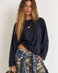 navy blue Smooth long sleeve top
Crew neckline
Unlined