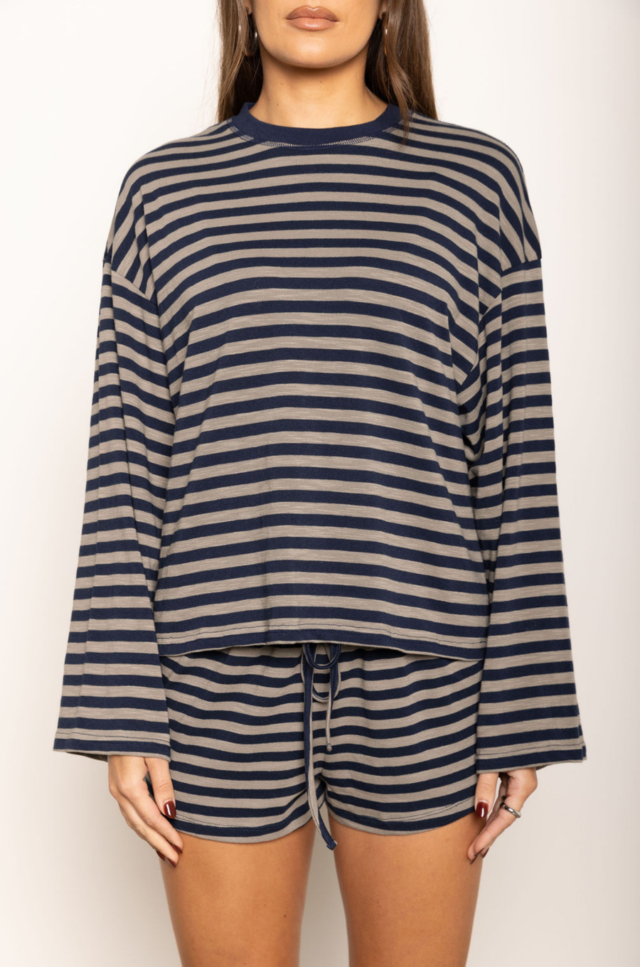 TOP
Striped long sleeve top
Crewneck top

BOTTOM
Striped mini shorts
Elastic waistband
Adjustable drawstring

navy and taupe striped short and long sleeve top
cute lounge wear
