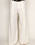 cream ivory Wide leg gathered pants
Belt loops
Eye hook and zipper closure
Comes with a black belt
Unlined
wide leg work slacks
office wear
work pants
