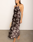 brown Floral printed satin maxi dress
Adjustable halter neckline with tie closure
Adjustable back strap
Side hook and eye and zipper closures
Fully lined
fall wedding guest dress
thanksgiving dress