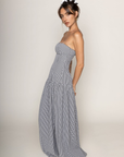 black and white Gingham printed strapless maxi dress
Drop waist
Back zipper closure
Bust is lined
gingham wedding guest dress
tube top maxi dress