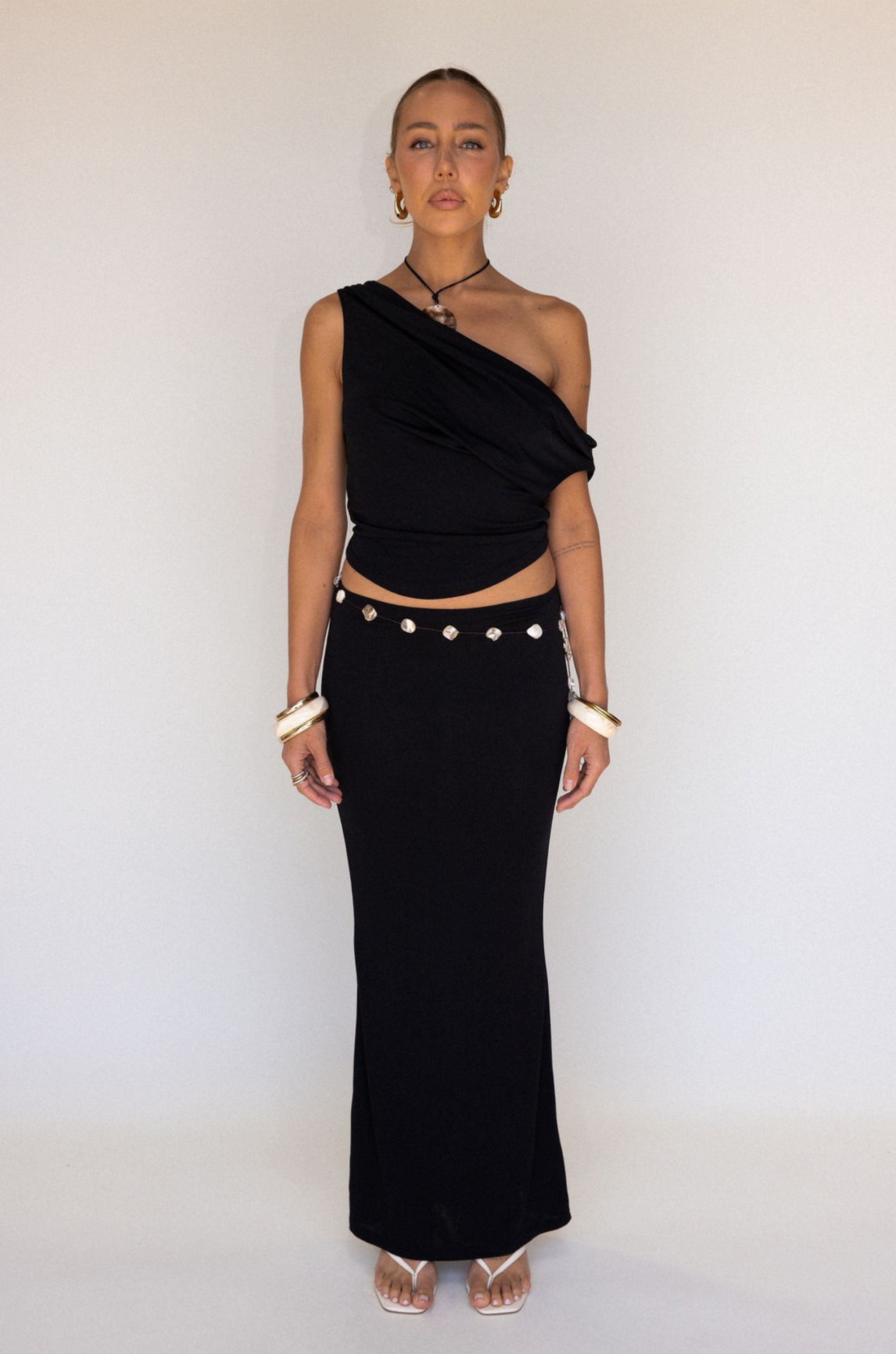 black skirt set
off the shoulder top
maxi skirt
beach outfit
going out outfit
beach vacation outfit
