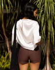 brown High waisted short
Elastic waistband
Side zipper closure
Unlined