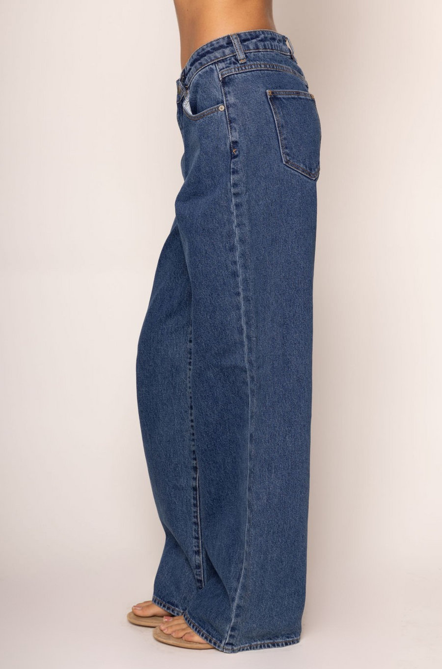 95 Mid Baggy Bella Jeans by Abrand Jeans
