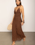 brown and cream Polka dot maxi dress
Neck scarf
Adjustable cross back spaghetti strap
V-neckline
thanksgiving outfit
fall wedding guest dress
brown polka dot dress