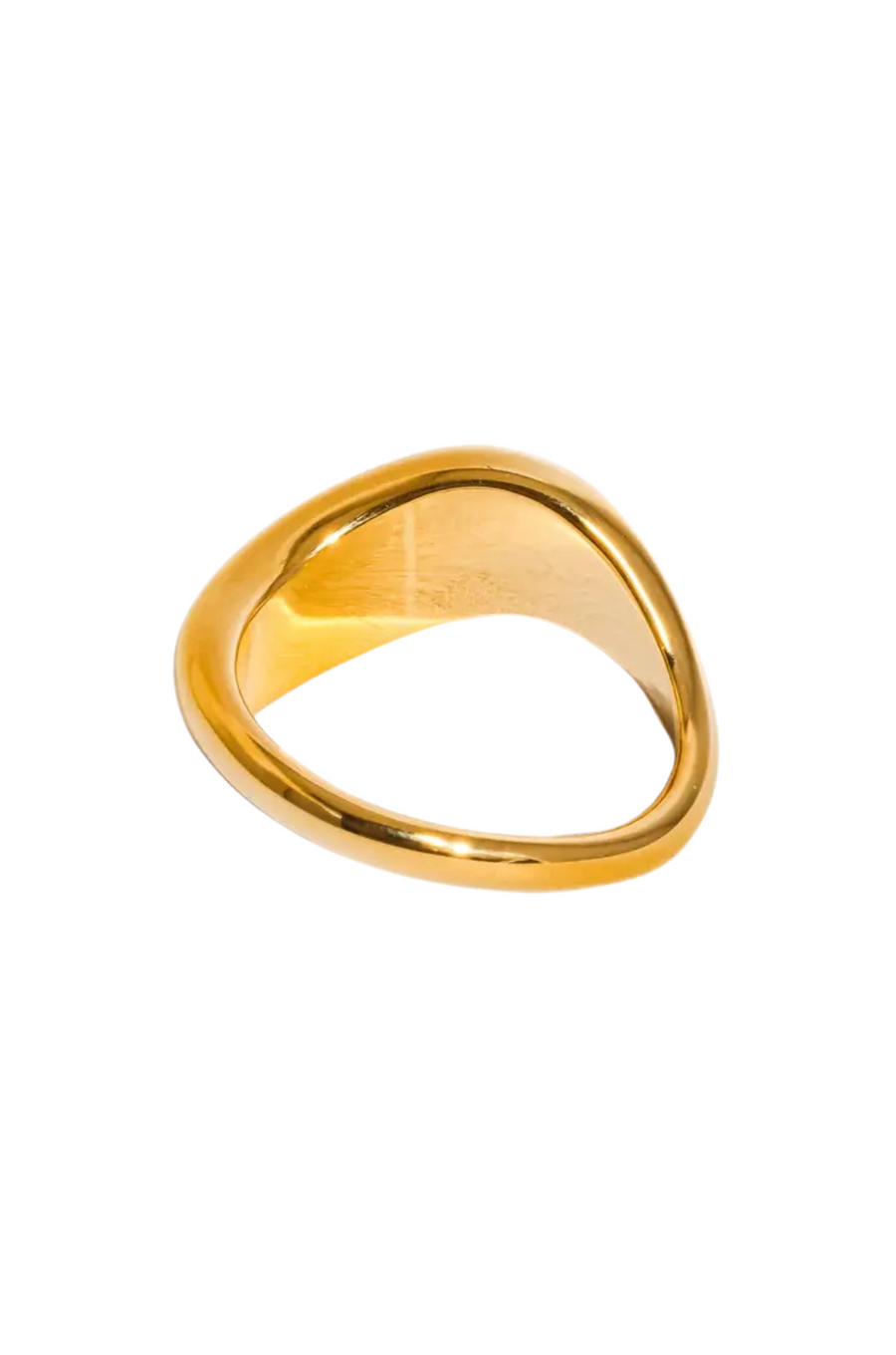 18K non-tarnish classic wavy band ring
18K gold plating stainless steel
Size 7&nbsp;measurement: 0.682 Diameter/2.14 Circumference -&nbsp;
Lead and Nickel Free
Hypoallergenic
Water Resistant