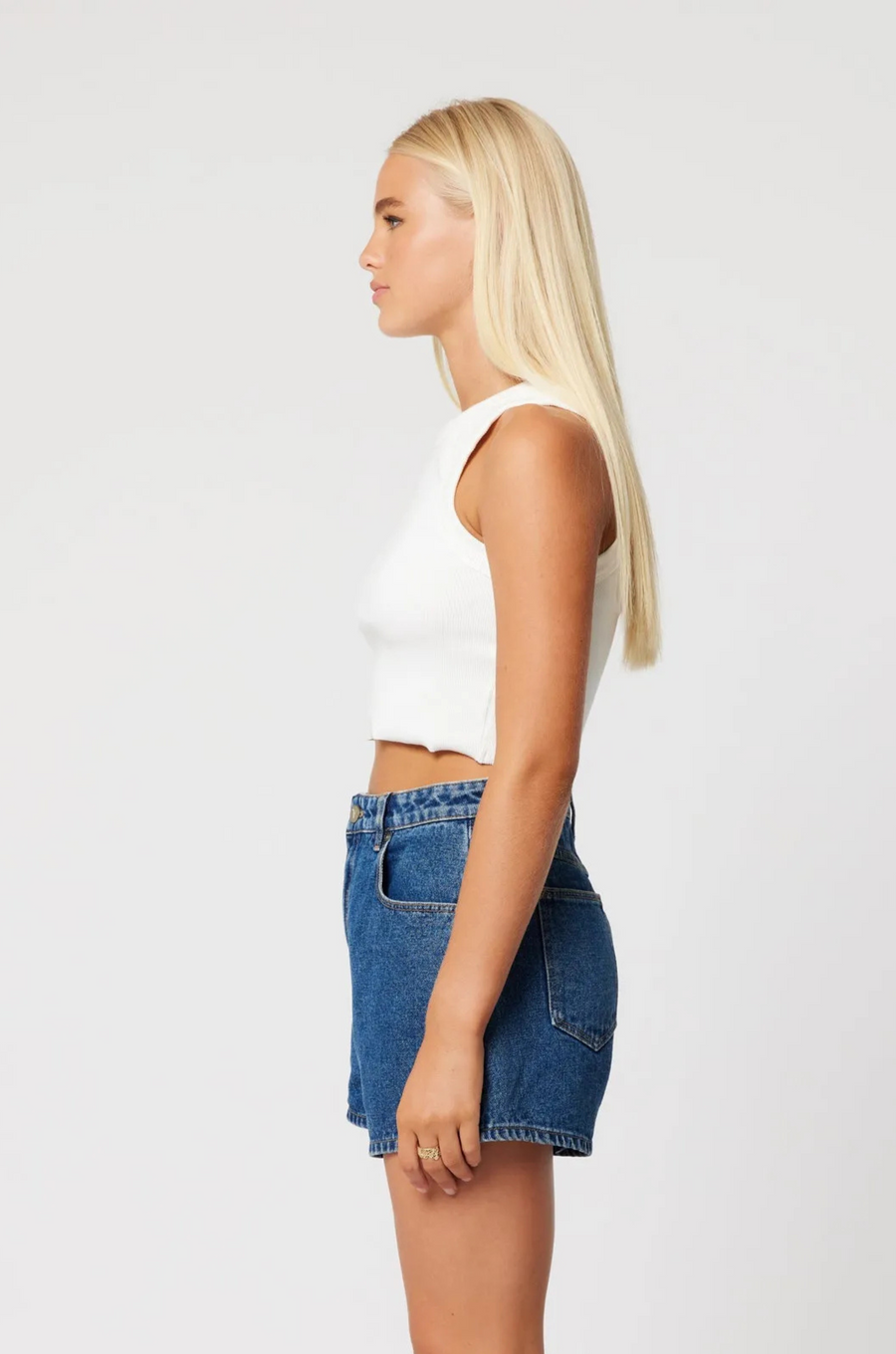 High rise, loose fit denim shorts
medium wash denim shorts
Crafted with a comfort rigid denim meaning they will be fitted when first worn and will slowly soften and mold to your body after wash &amp; wear
Zip fly