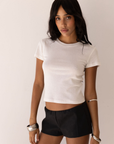 white Short sleeve t-shirt
Crewneck
Unlined