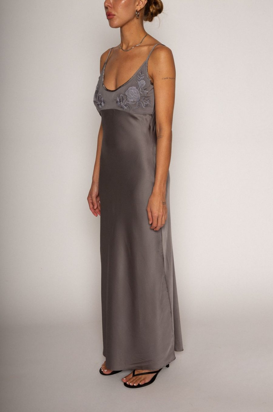 grey Satin maxi dress
Floral embroidered mesh bust
Adjustable straps
Side hook and eye and zipper closures
Unlined