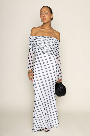 Polka dot mesh long sleeve maxi dress
Off the shoulder silhouette
Gathered detailing
white polka dot maxi dress