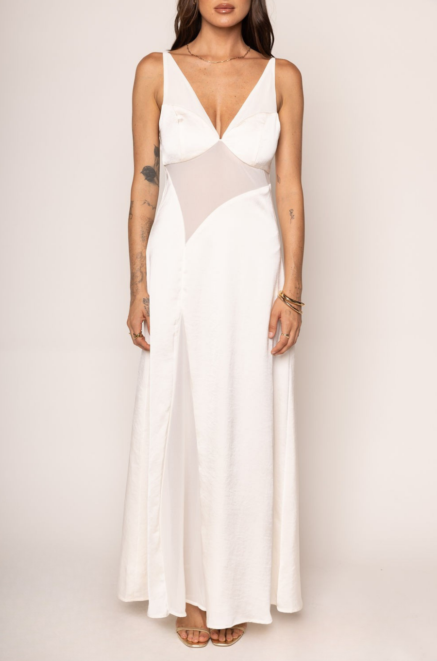 ivory Satin maxi dress
Adjustable straps
Back zipper closure
Mesh bodice
Partially lined
ivory bridal dress
bridal shower dress