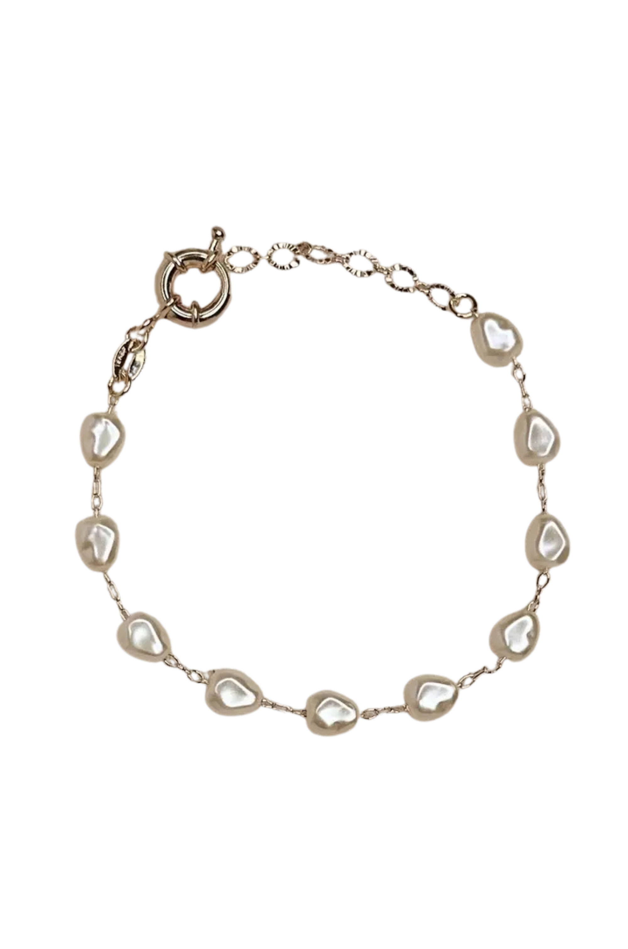 Baroque Pearl Bracelet
18k Gold Filled
6x8mm Simulated Baroque Pearls
Length: 6.5 inches with 1" extender
Hypoallergenic&nbsp;