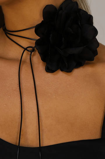 Black flower wrap necklace