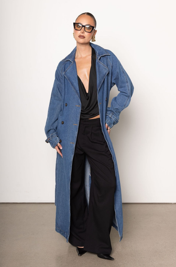 Denim long line trench coat
Adjustable and removable belt
Double breasted button down closure
Unlined
blue denim trench coat