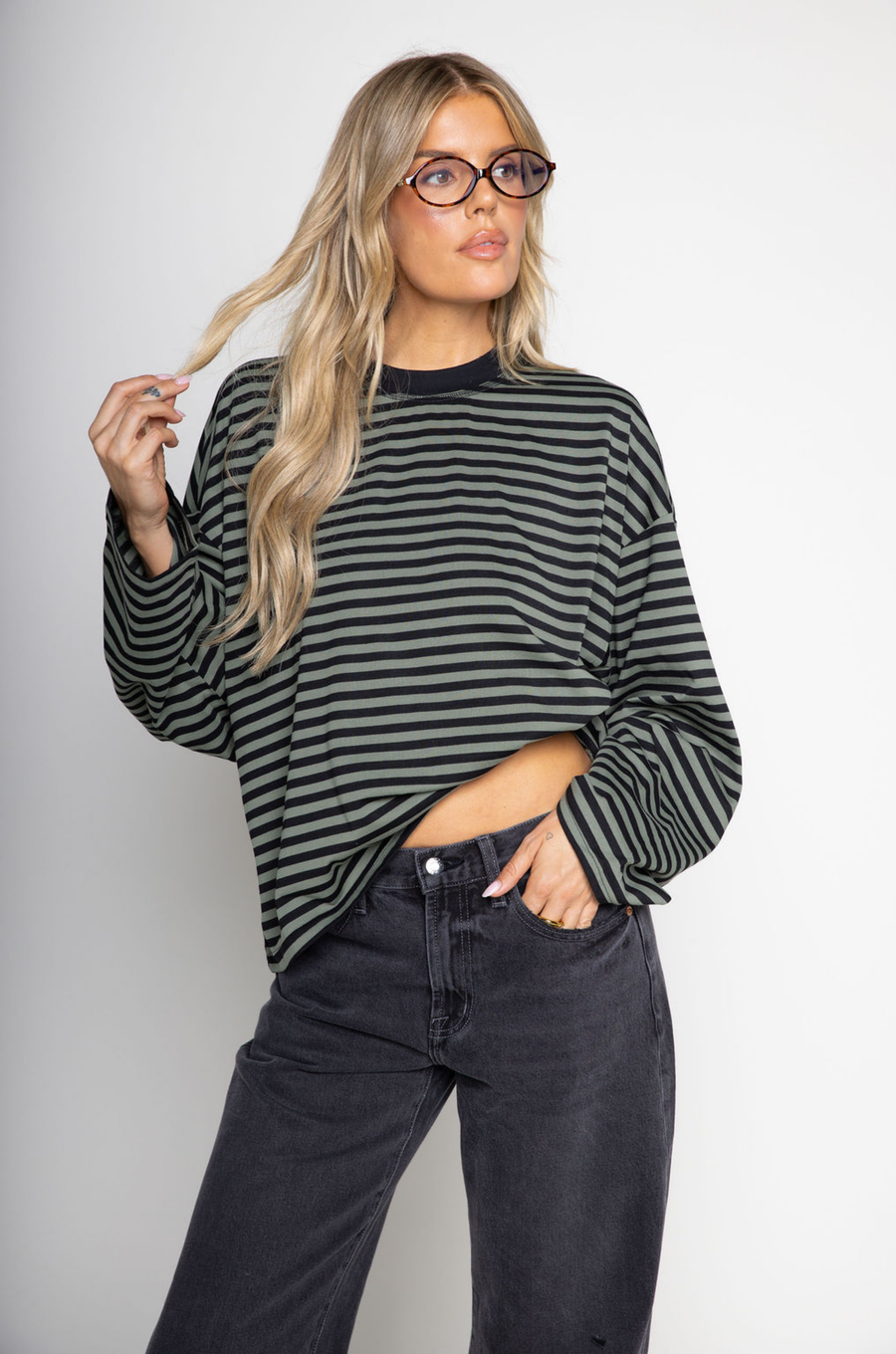 Striped oversized long sleeve top
Contrast neck
Unlined
green and striped long sleeve top
princess polly striped long sleeve
lioness striped long sleeve top
