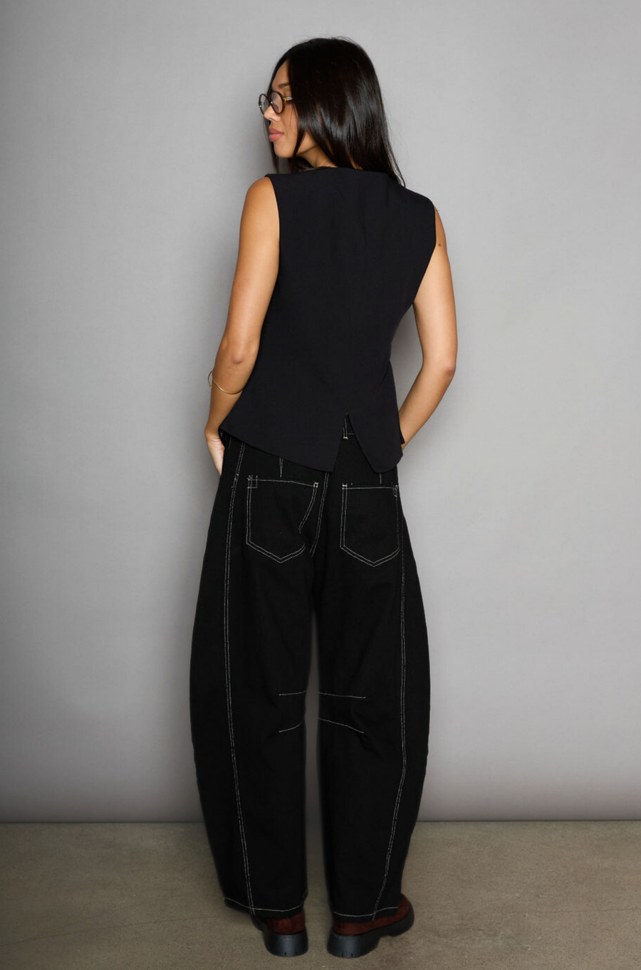 black Barrel leg jeans. Contrast stitching. Button fly. Five pocket construction. Unlined. fall jeans. fall pants. fall outfit. winter outfit. winter pants