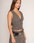 black and white Gingham printed V-neckline tank top
Contrast bow detail
Wide supportive shoulder straps
Smocked bodice
Low-cut back
Ruffle hem
Lined
spring top