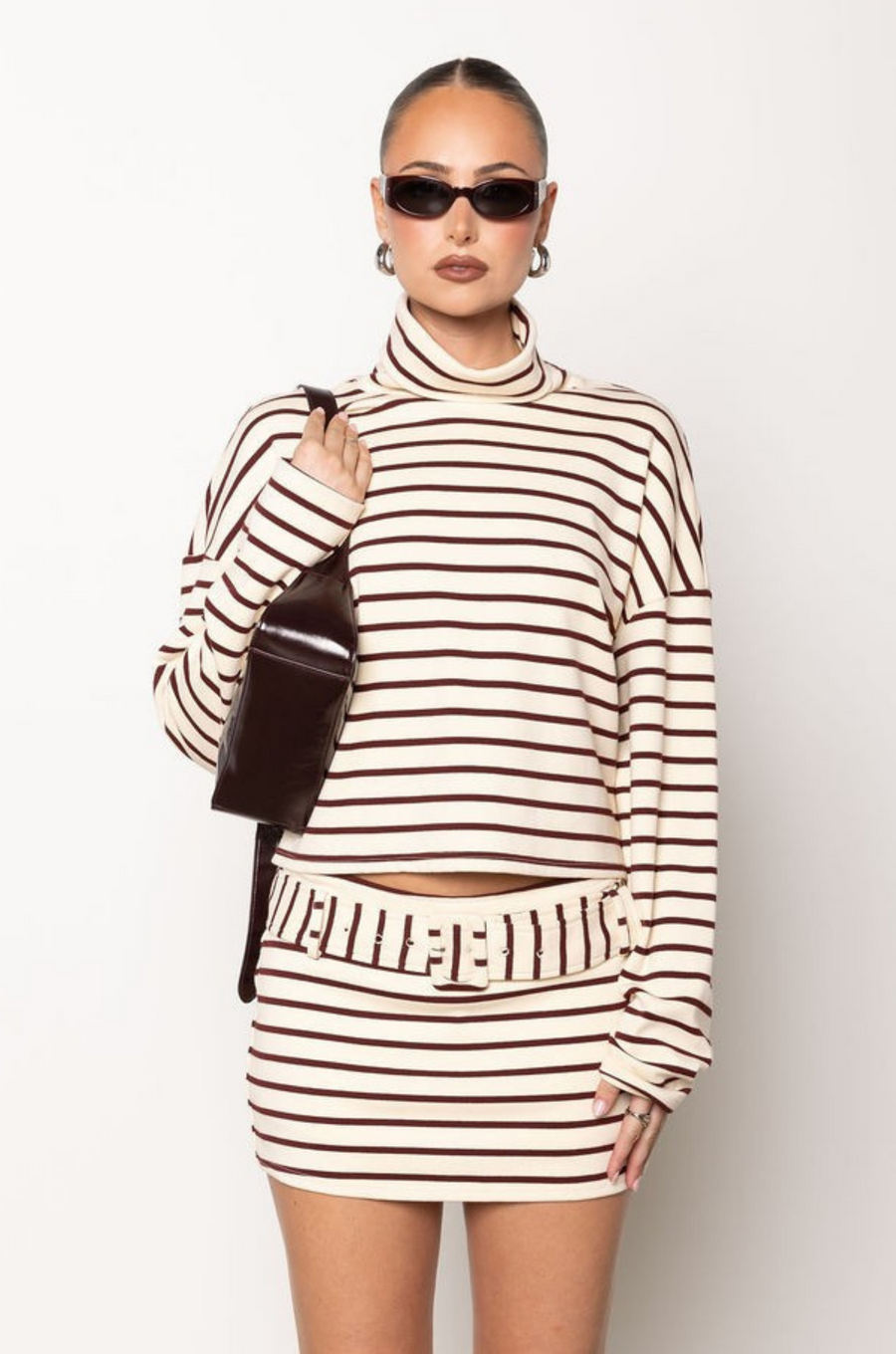 cream and burgundy Striped turtle neck long sleeve top
Fold over turtle neck
Unlined
holiday outfit
striped long sleeve top
