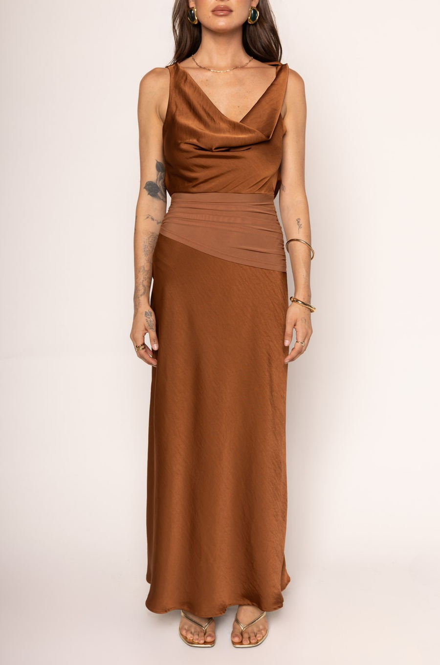 brown Satin maxi dress
Cowl neckline
Mesh waist detail
Low back cowl
Adjustable back tie
Side zipper closure
Partially lined
brown wedding guest dress
fall wedding guest dress
western wear wedding guest dress