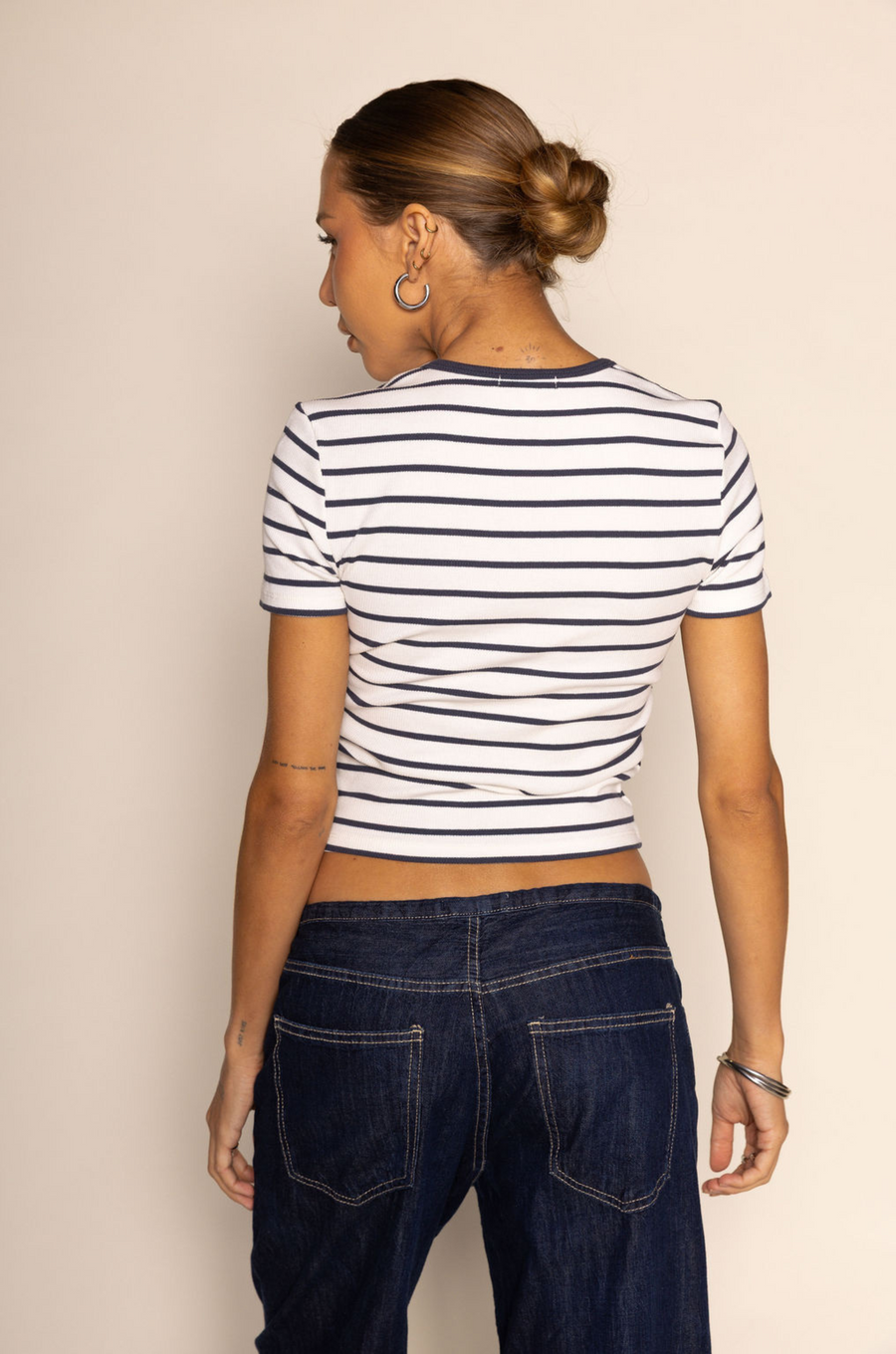 blue and white Striped ribbed short sleeve top
Crewneck
Contrast neckline
summer top t-shirt
fourth of july outfit
fourth of july top