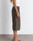 green Bermuda Cargo Shorts
Cargo jorts
Button fly closure
Belt loops
5 pocket construction
Unlined