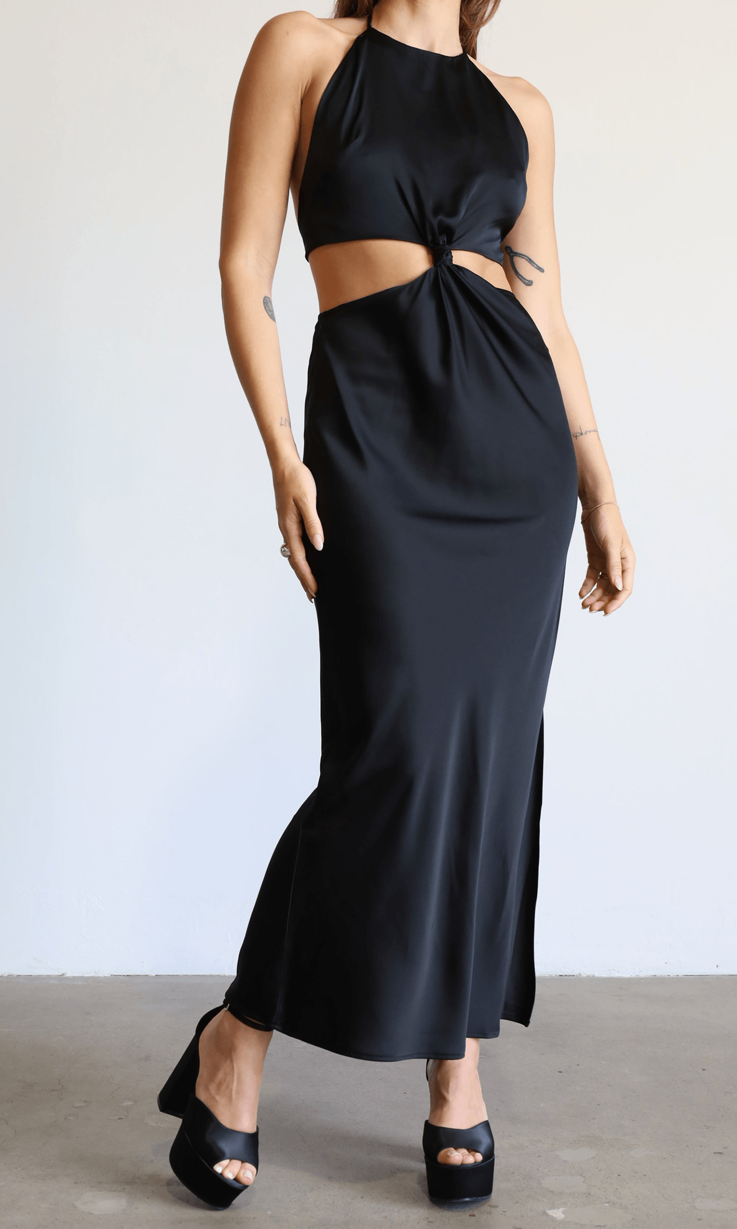 Finer Things Maxi Dress - SHOPLUNAB