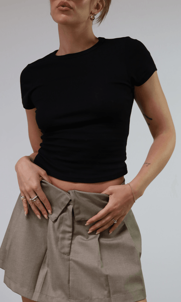 It Girl Crop Tee - SHOPLUNAB