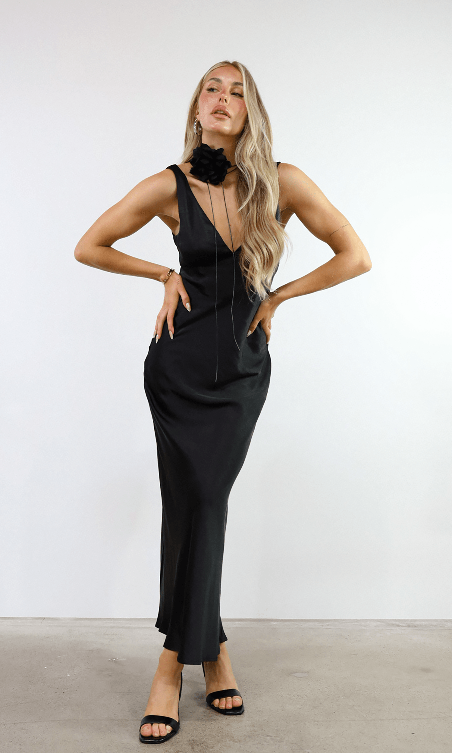 Guest List Maxi Dress - SHOPLUNAB