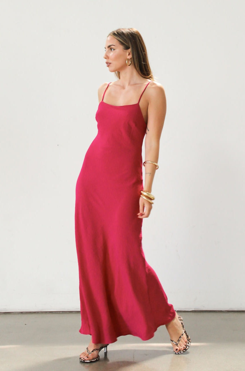 Knit maxi dress. Adjustable straps. Partially lined. Guest wedding dress. Pink dress. Magenta dress. Thin straps.