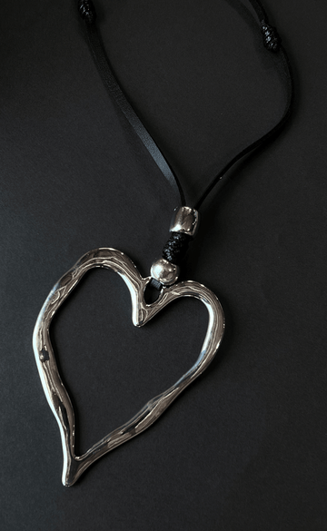 Hopelessly Devoted Necklace - SHOPLUNAB