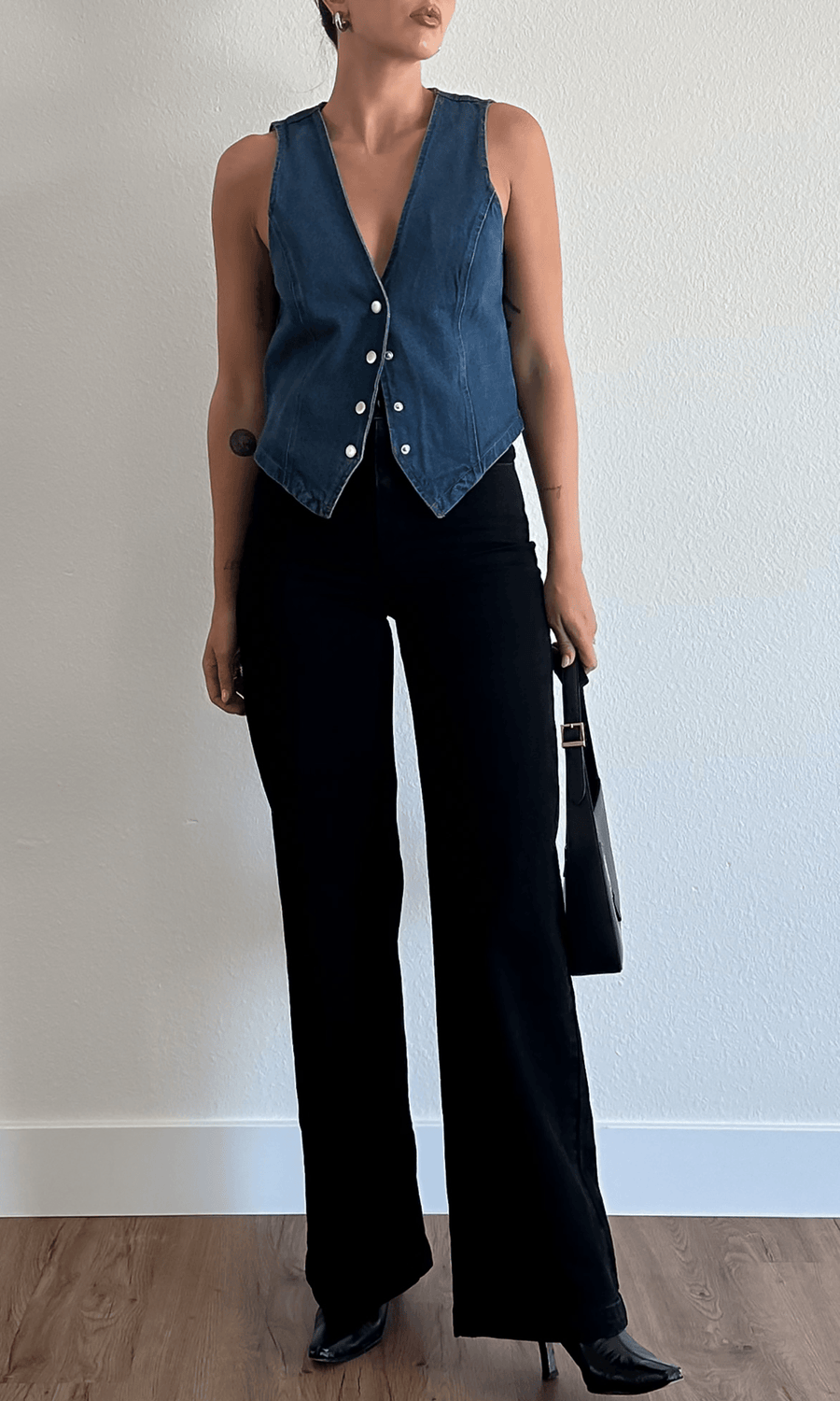 A 94 High & Wide Jean by Abrand Jeans - SHOPLUNAB