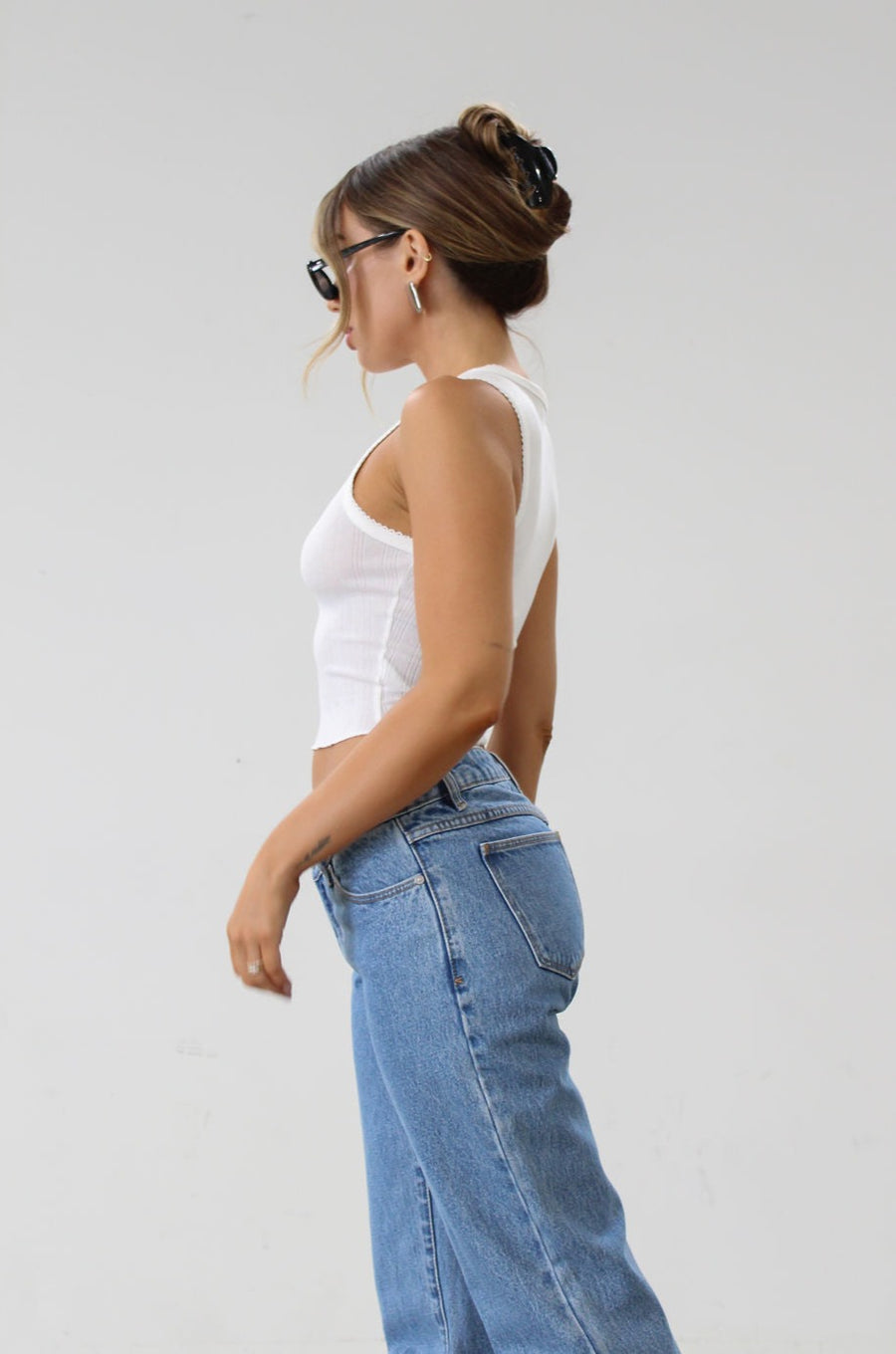 Knit racer back tank top. Lace trim. Lettuce edge hem. Unlined. Basic white tank top. cropped tank. summer shirt. 