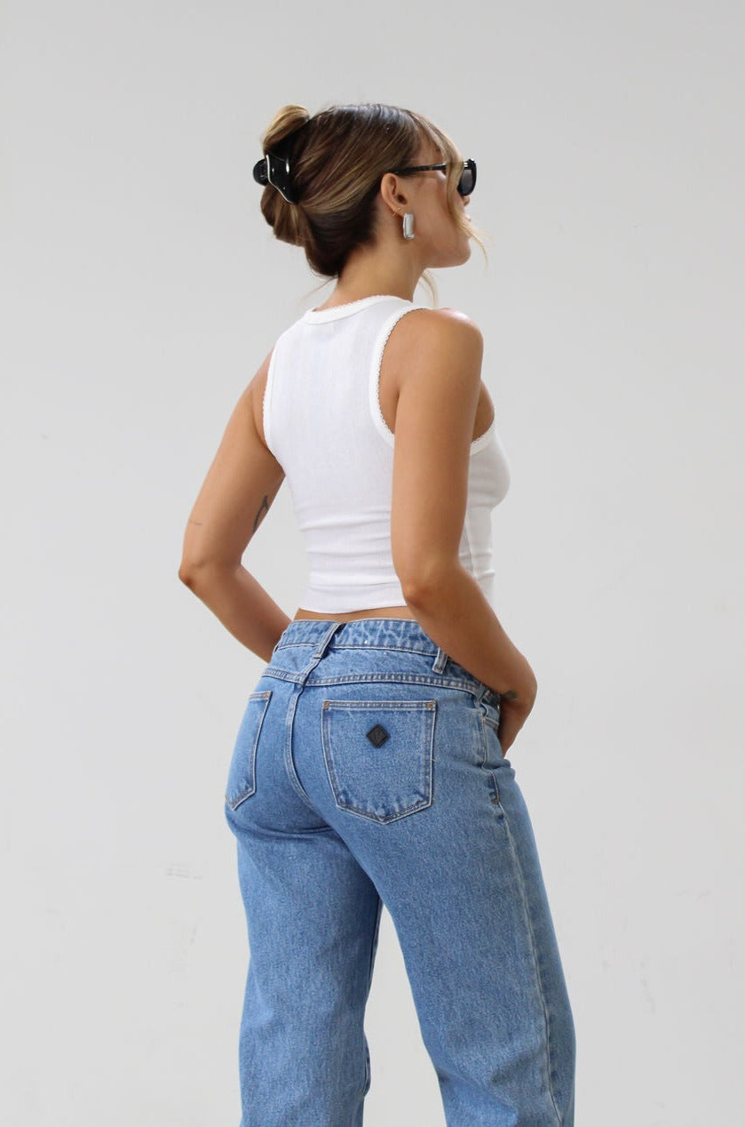 Knit racer back tank top. Lace trim. Lettuce edge hem. Unlined. Basic white tank top. cropped tank. summer shirt. 