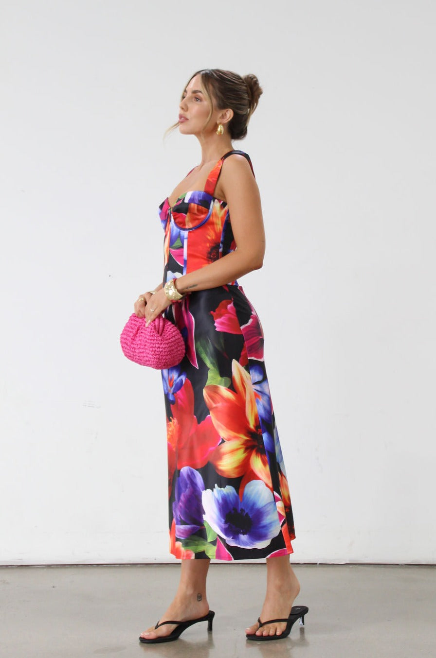 Printed satin midi skirt. Elastic waist. Unlined. floral dress set. floral midi skirt. floral busiter