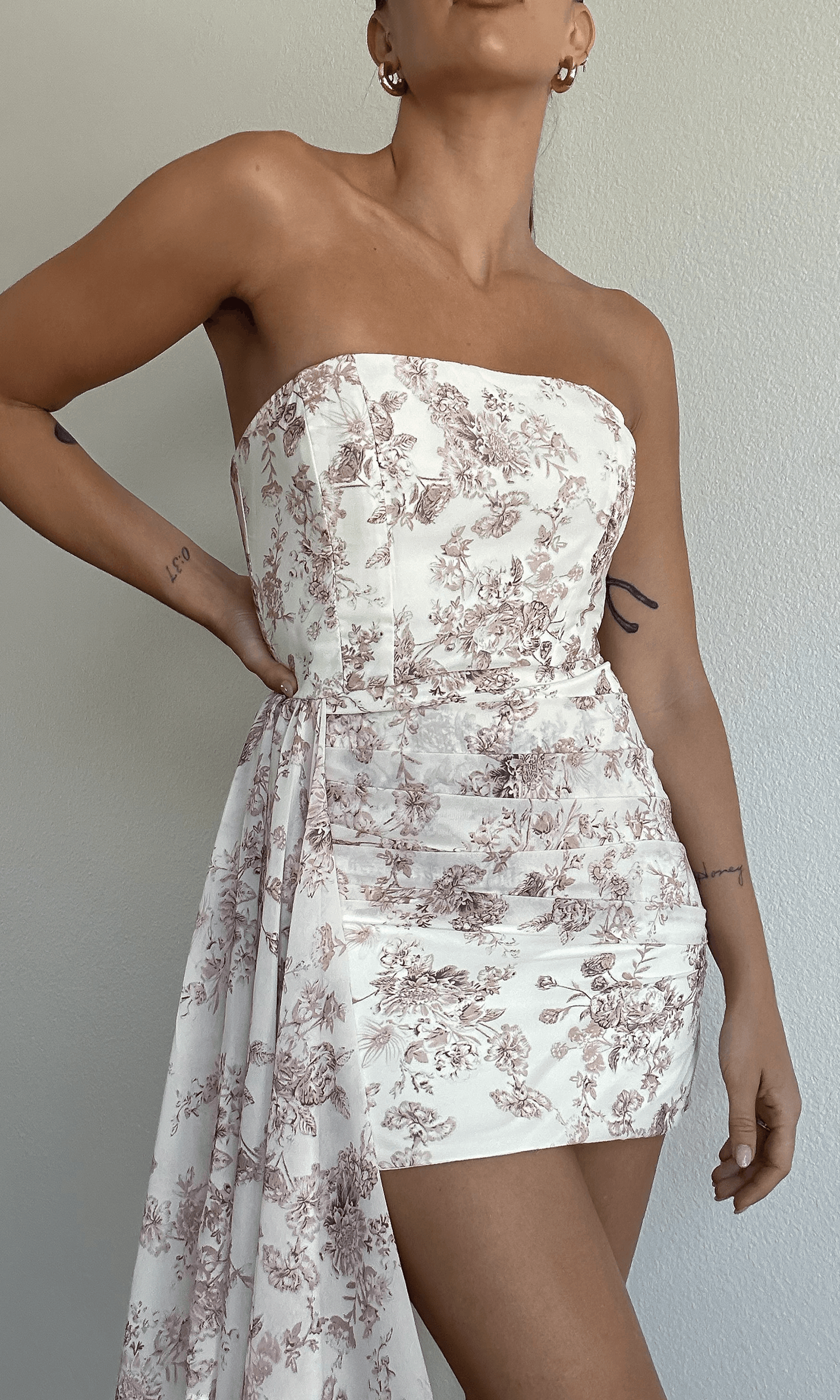 Everybody Talks Dress - SHOPLUNAB